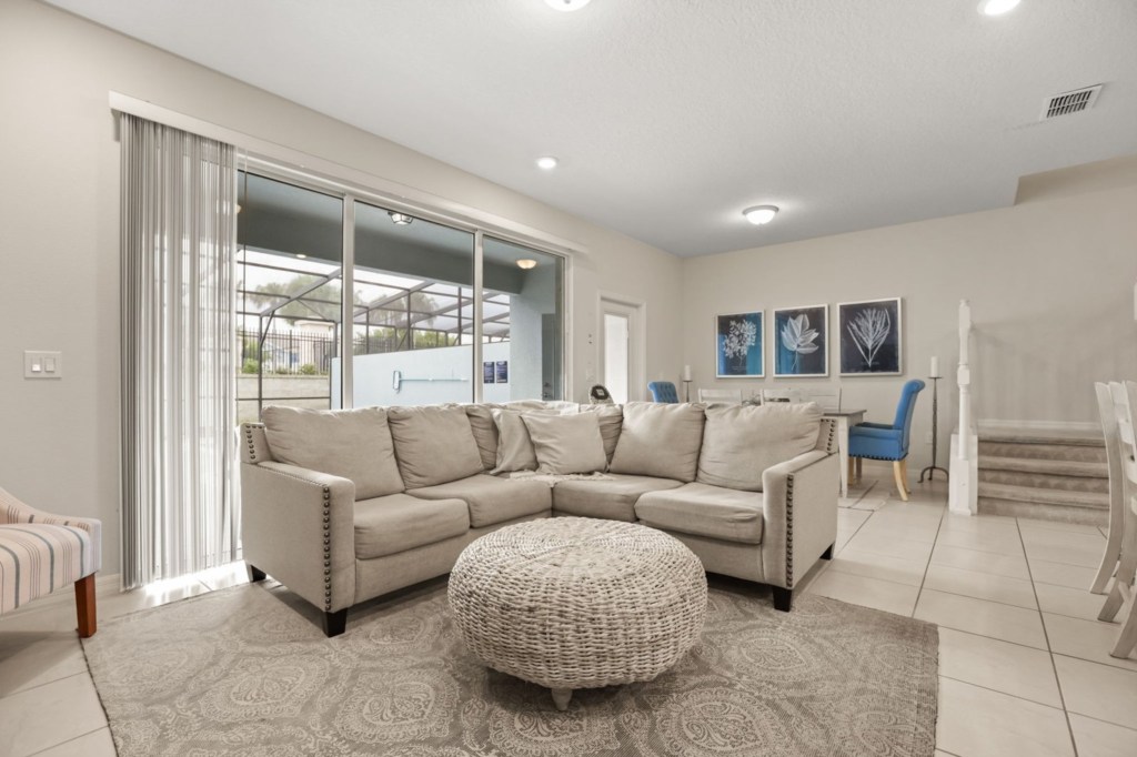 Living Room — 131 Jetty Way, photo 8 of 78
