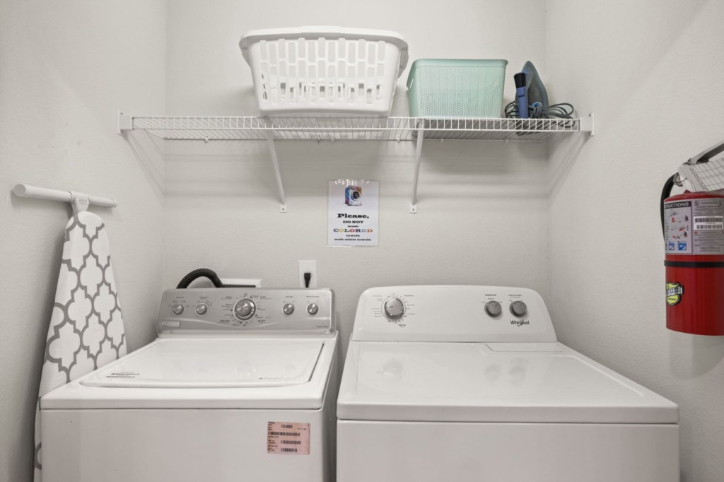 Laundry in unit — 131 Jetty Way, photo 40 of 78