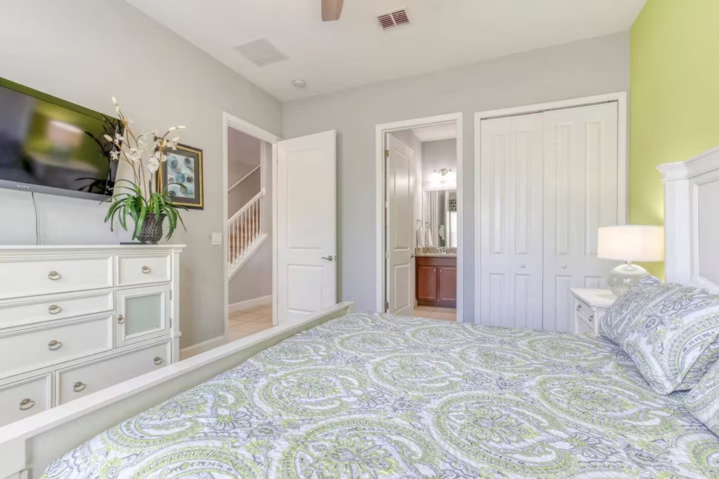 4 bedroom vacation townhouse at The Enclaves at Festival - Image 13