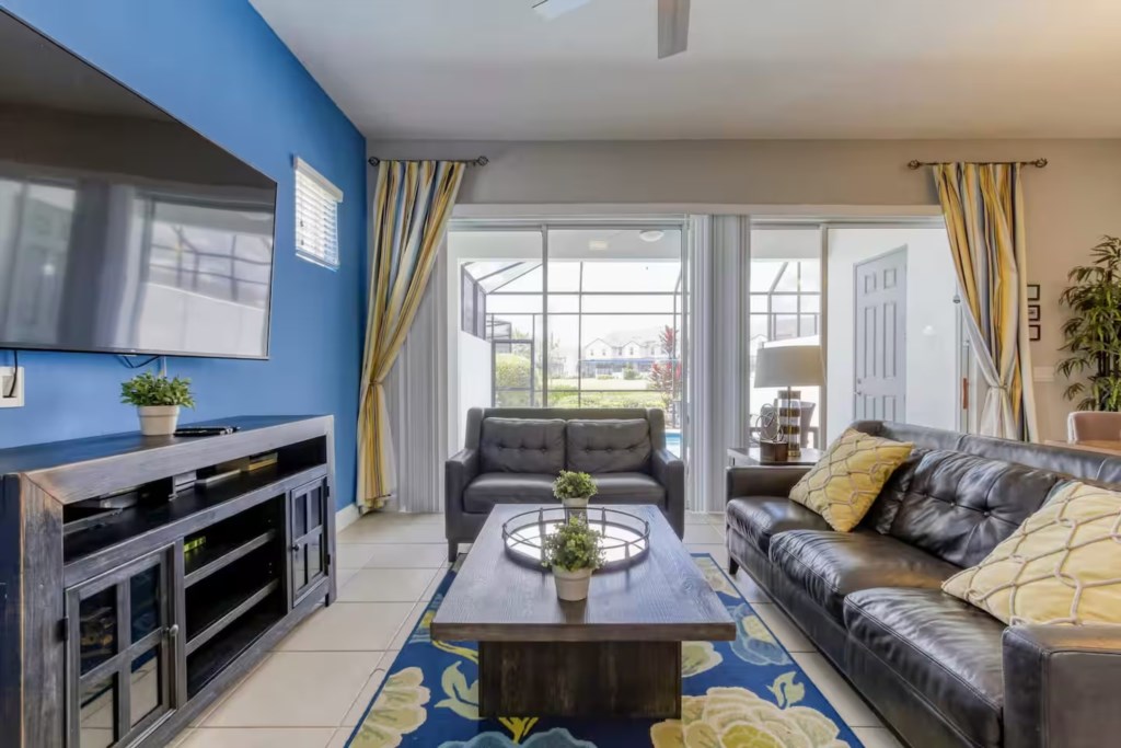 4 bedroom vacation townhouse at The Enclaves at Festival - Image 3