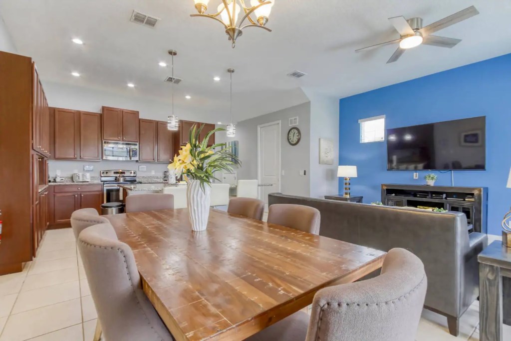 4 bedroom vacation townhouse at The Enclaves at Festival - Image 4