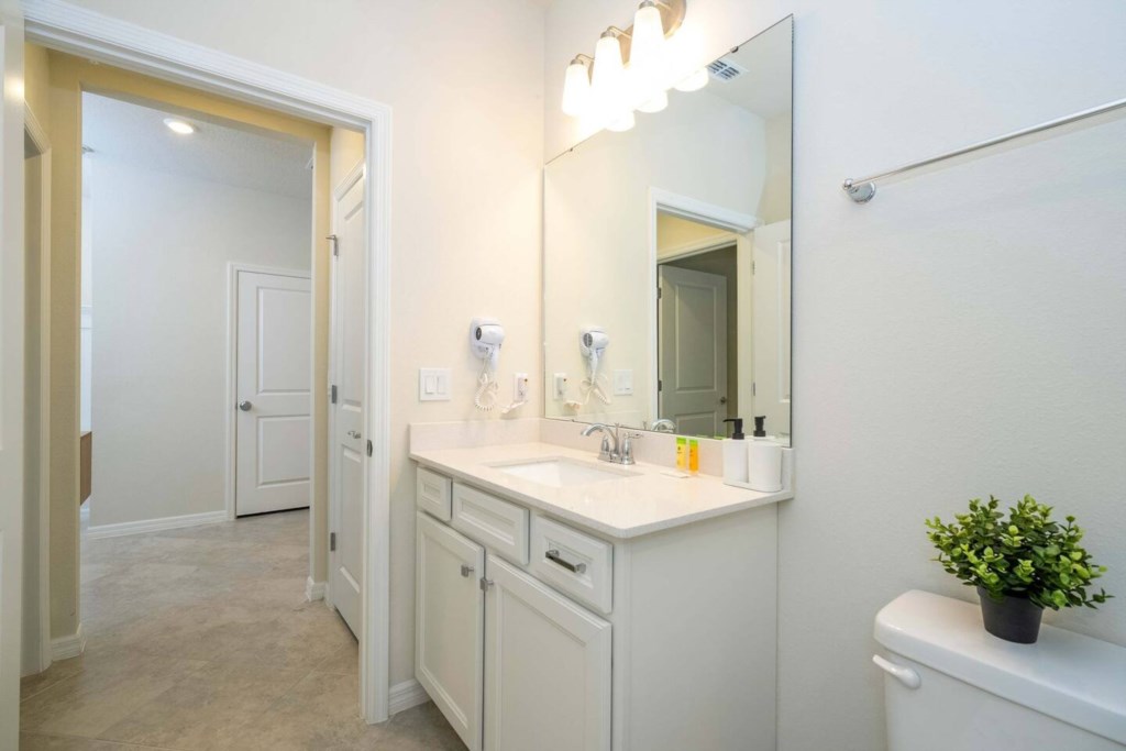 5 bedroom vacation townhouse at Windsor Cay - Image 62