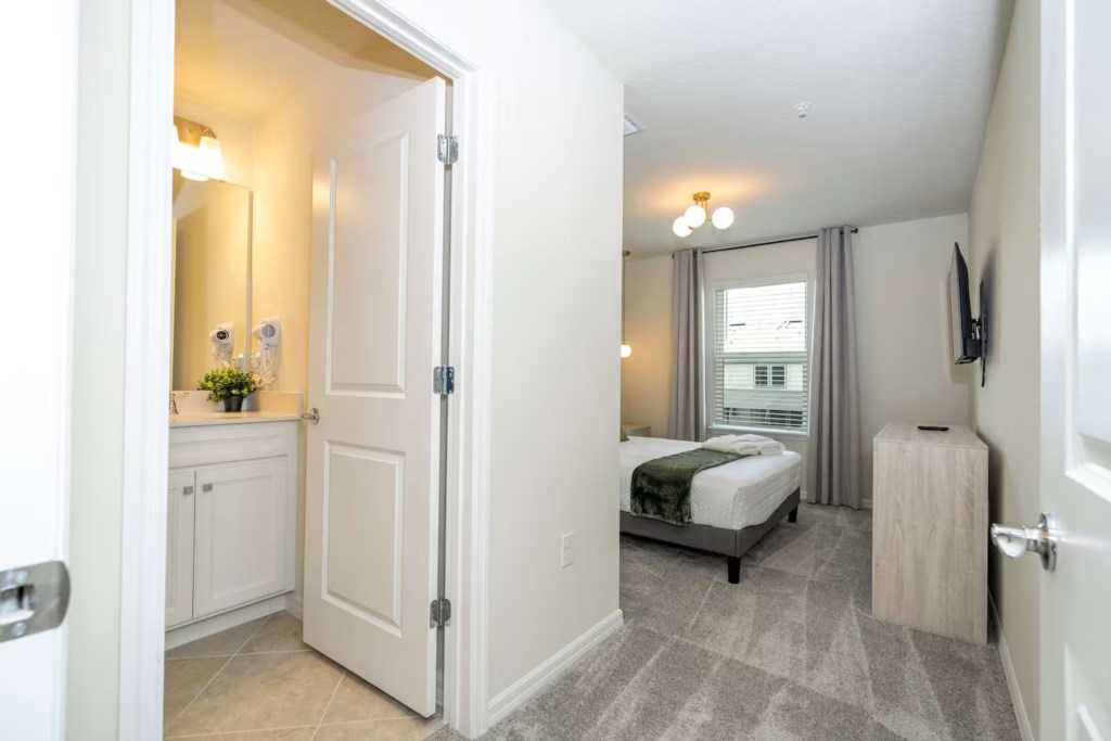 5 bedroom vacation townhouse at Windsor Cay - Image 67
