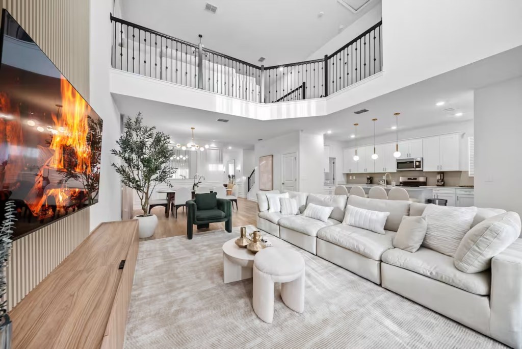 5 bedroom vacation house at Reunion Village - Image 2