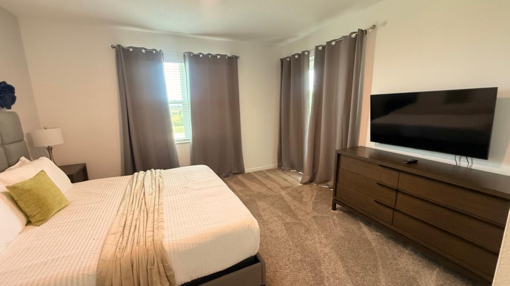 Bedroom — 1115 Challenge Drive, photo 8 of 31