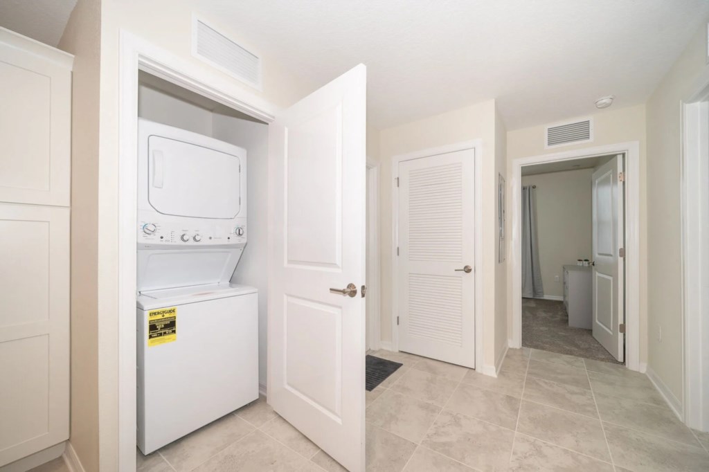 3 bedroom vacation apartment at Storey Lake - Image 16