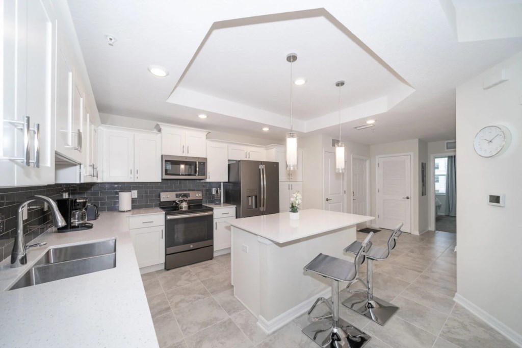 3 bedroom vacation apartment at Storey Lake - Image 6
