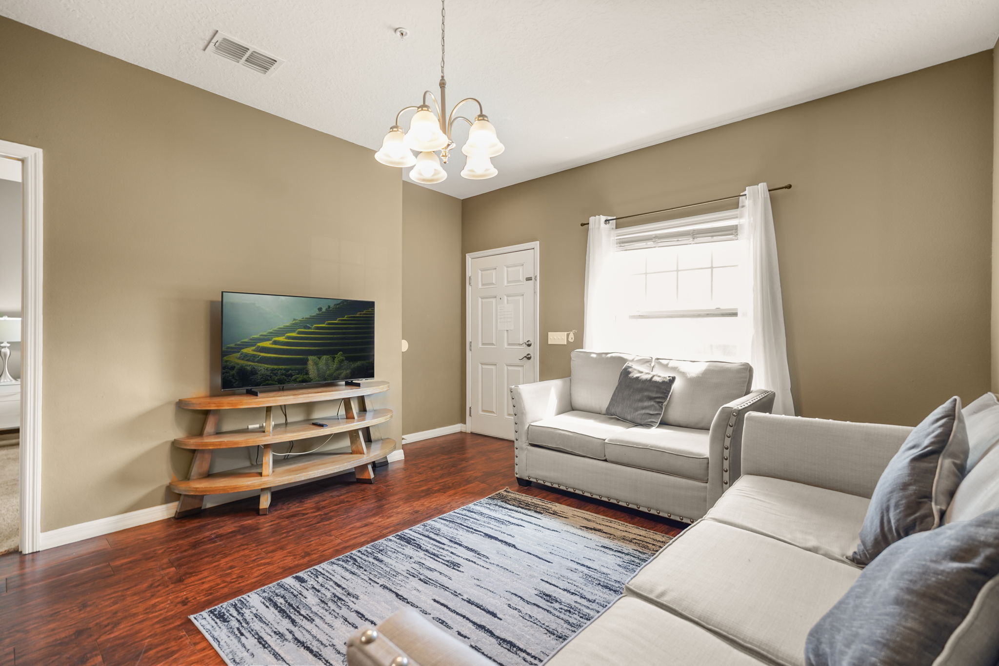 Living area — 3227 Cupid Place, photo 3 of 48