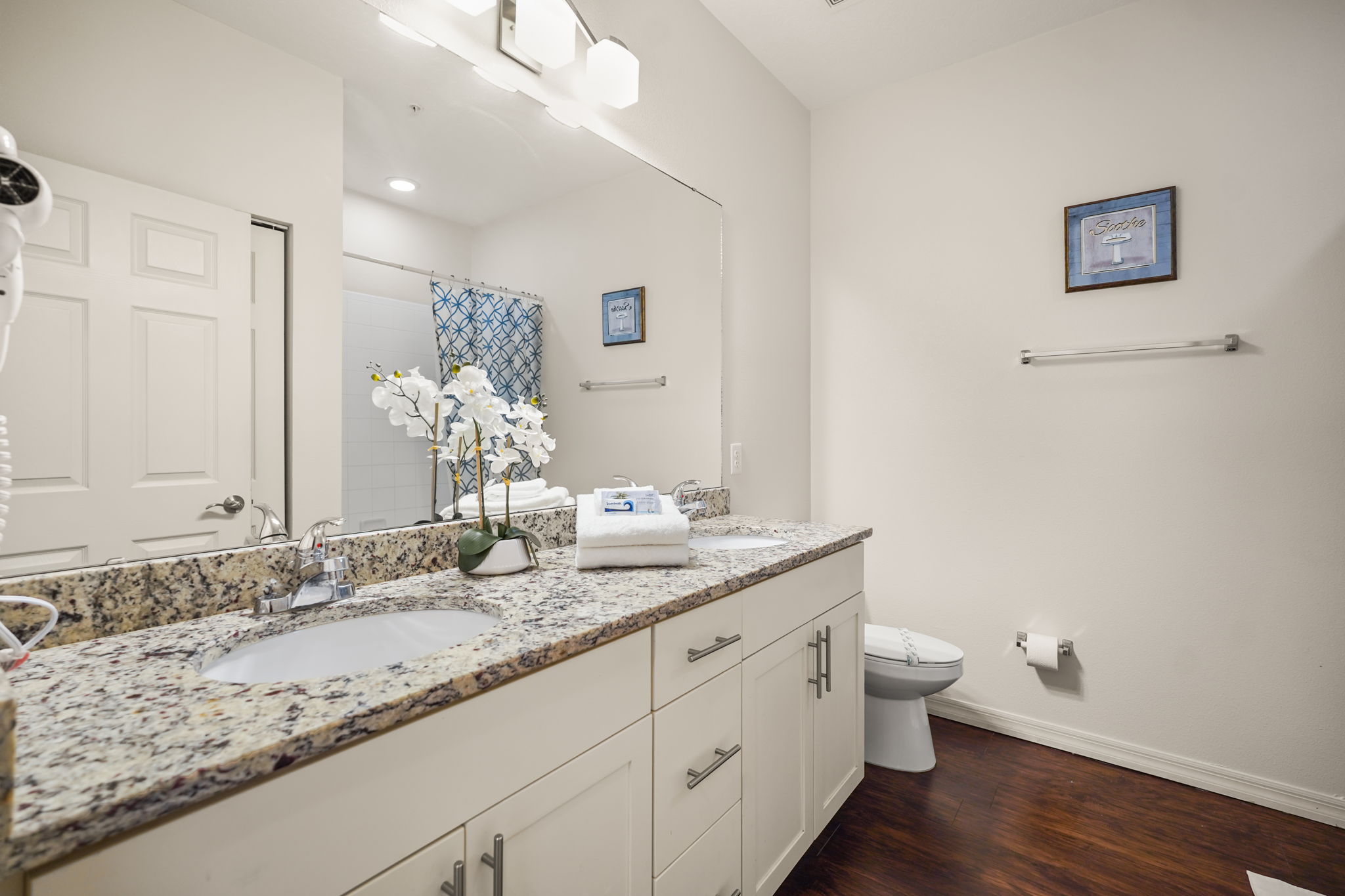 Bathroom — 3227 Cupid Place, photo 19 of 48