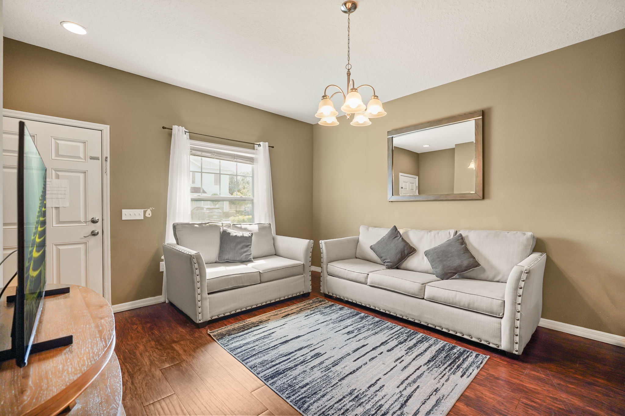 Living area — 3227 Cupid Place, photo 4 of 48