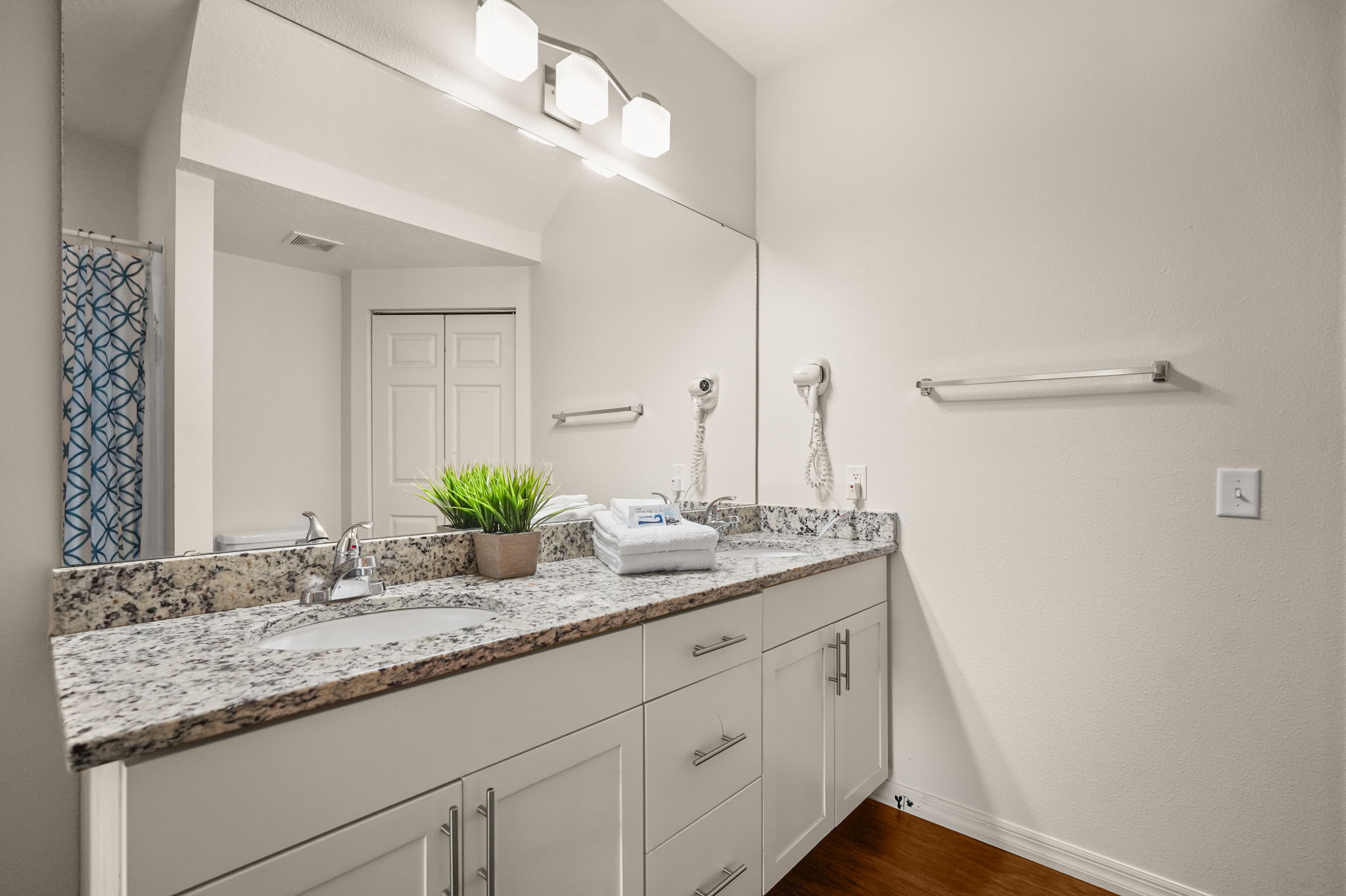 Bathroom — 3227 Cupid Place, photo 21 of 48