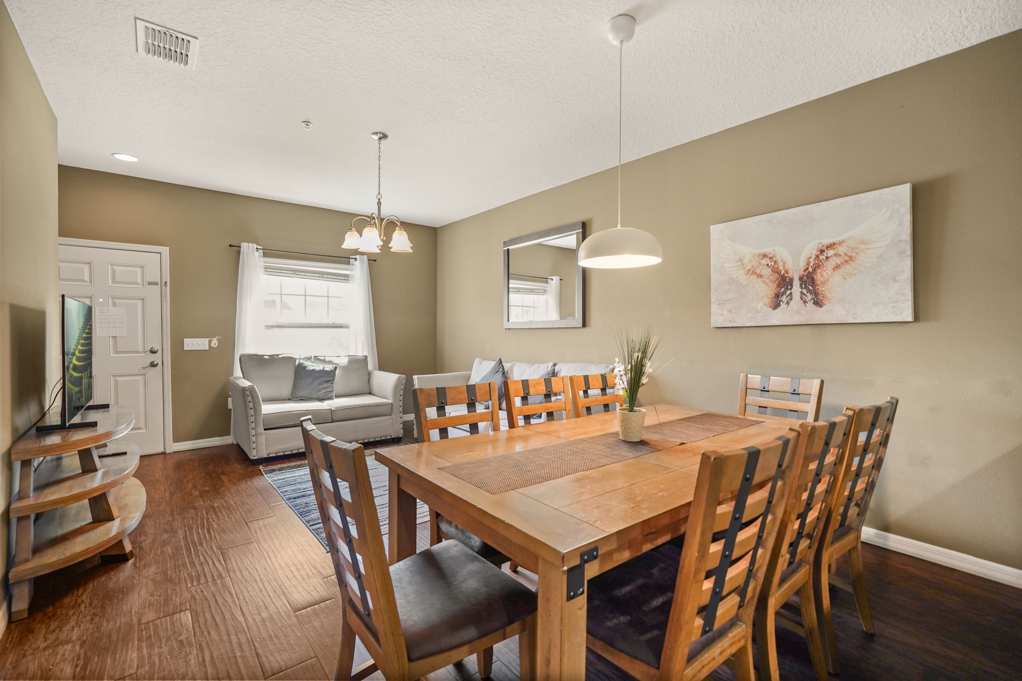 Dining area — 3227 Cupid Place, photo 7 of 48