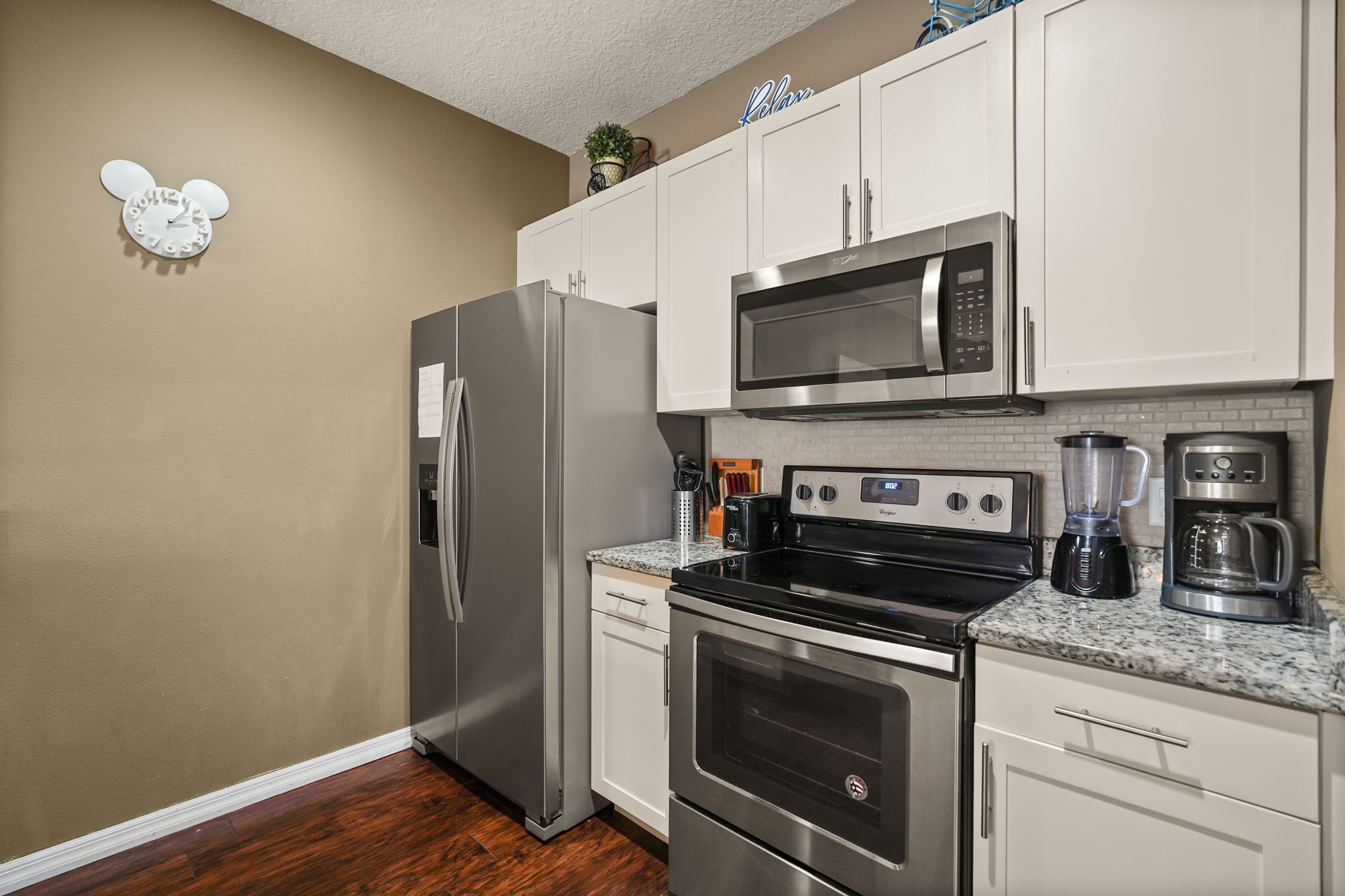 Kitchen — 3227 Cupid Place, photo 9 of 48