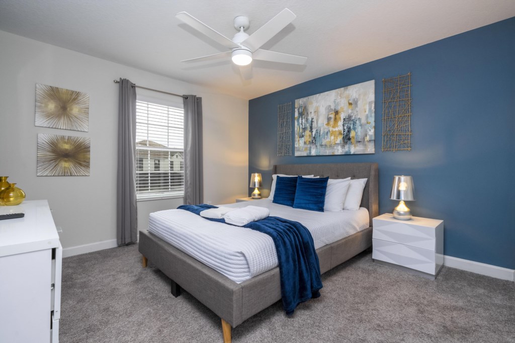 Guest bedroom w/ Queen size bed 