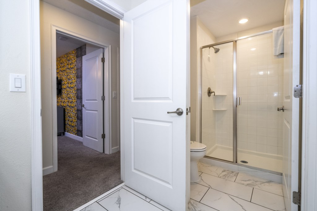 Shared bathroom w/ walk in shower