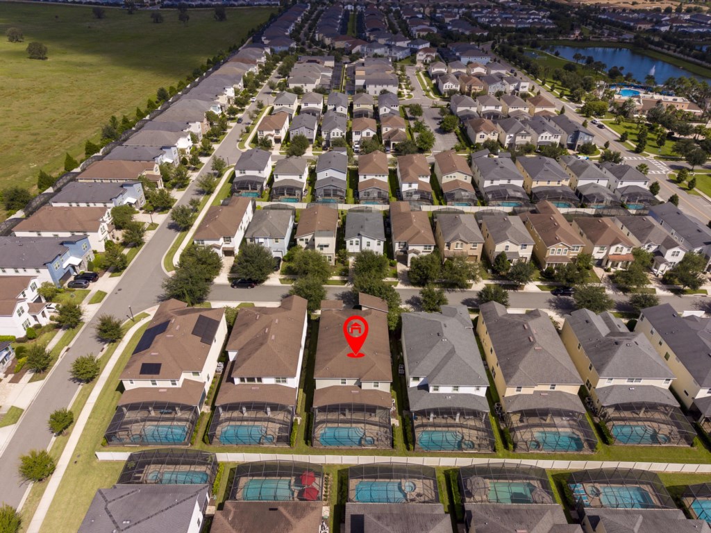 Bird-view of the location/home