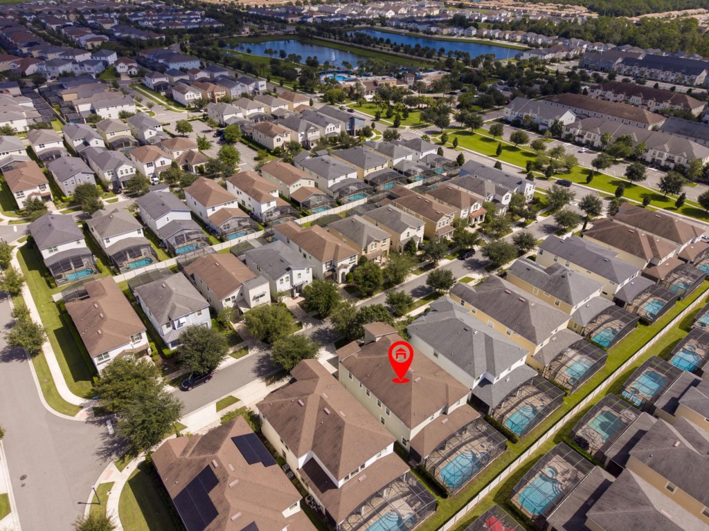 Bird-view of the location/home