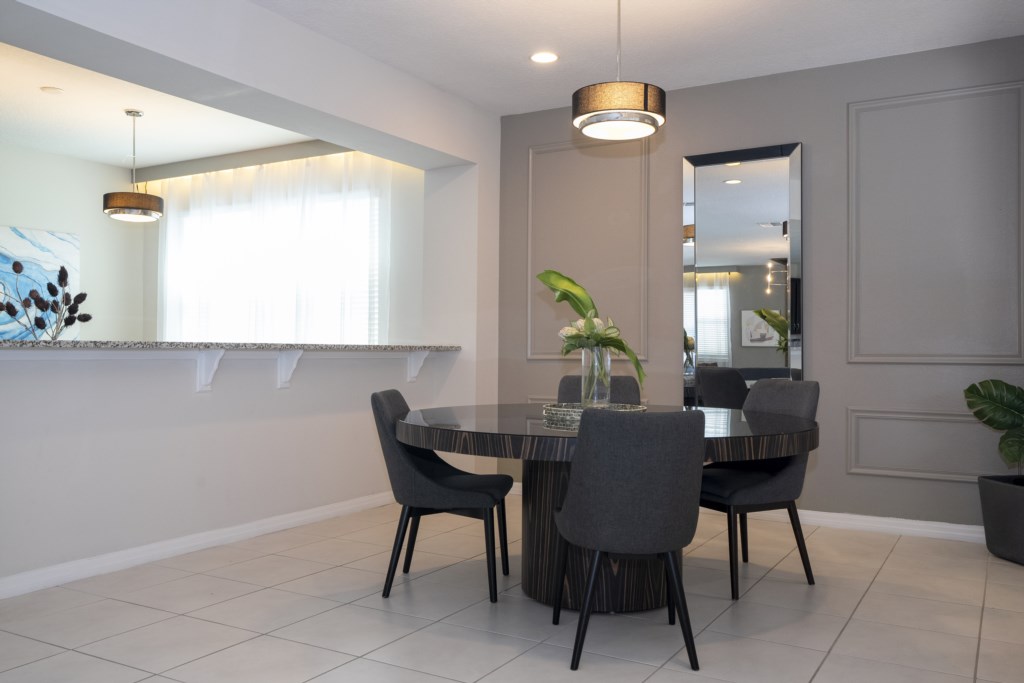 Extra room near the dining