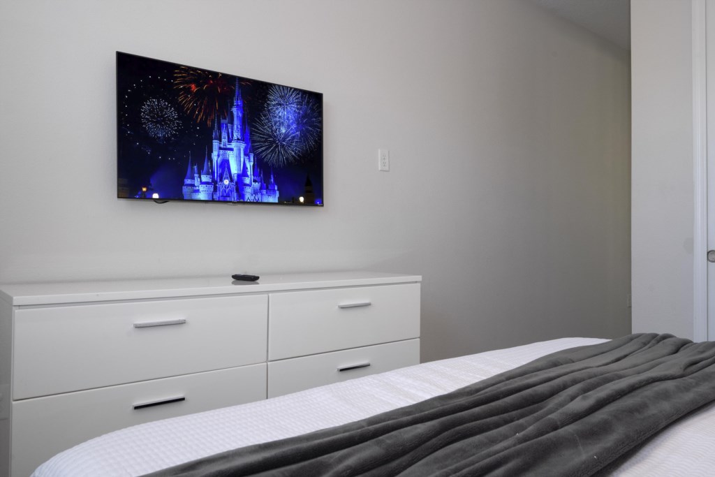 King bedroom w/ TV