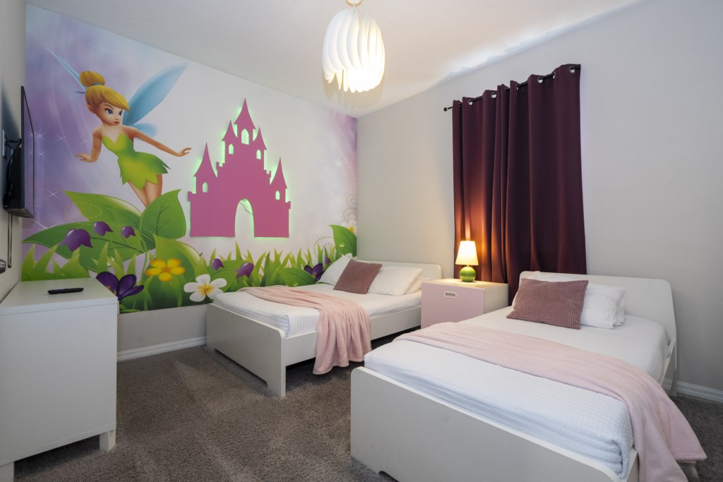 Princess themed bedroom w/ full + twin & TV