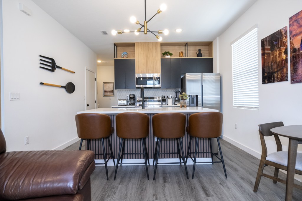 Fully equipped kitchen