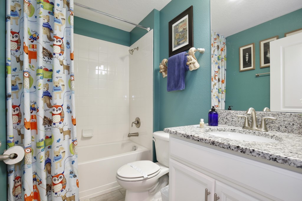 47 Upstairs Bathroom