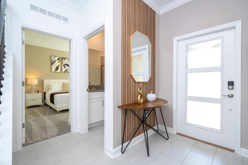 2560_storey_lake_7