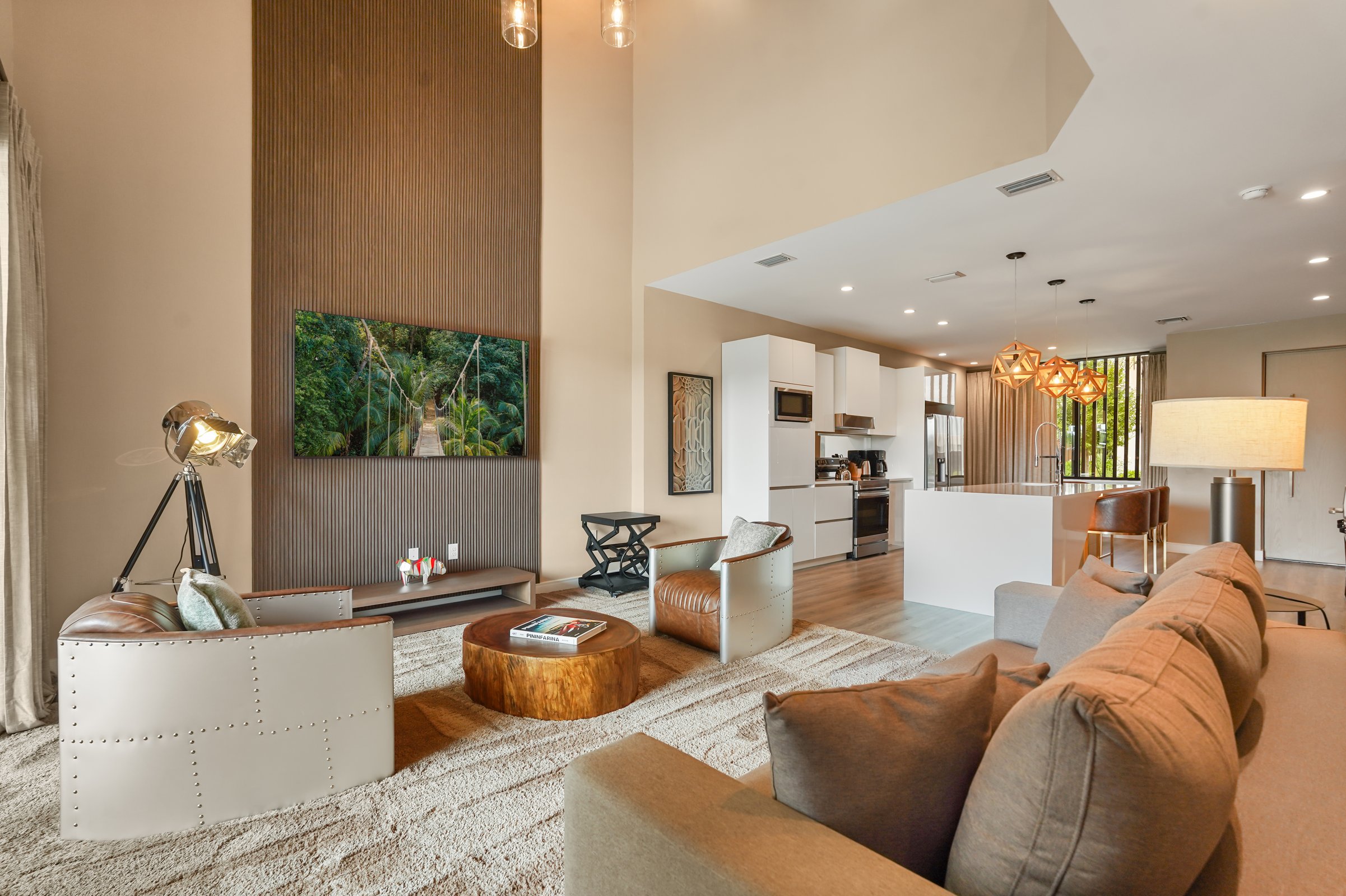 Living area — 5534 Positano Way, photo 4 of 37