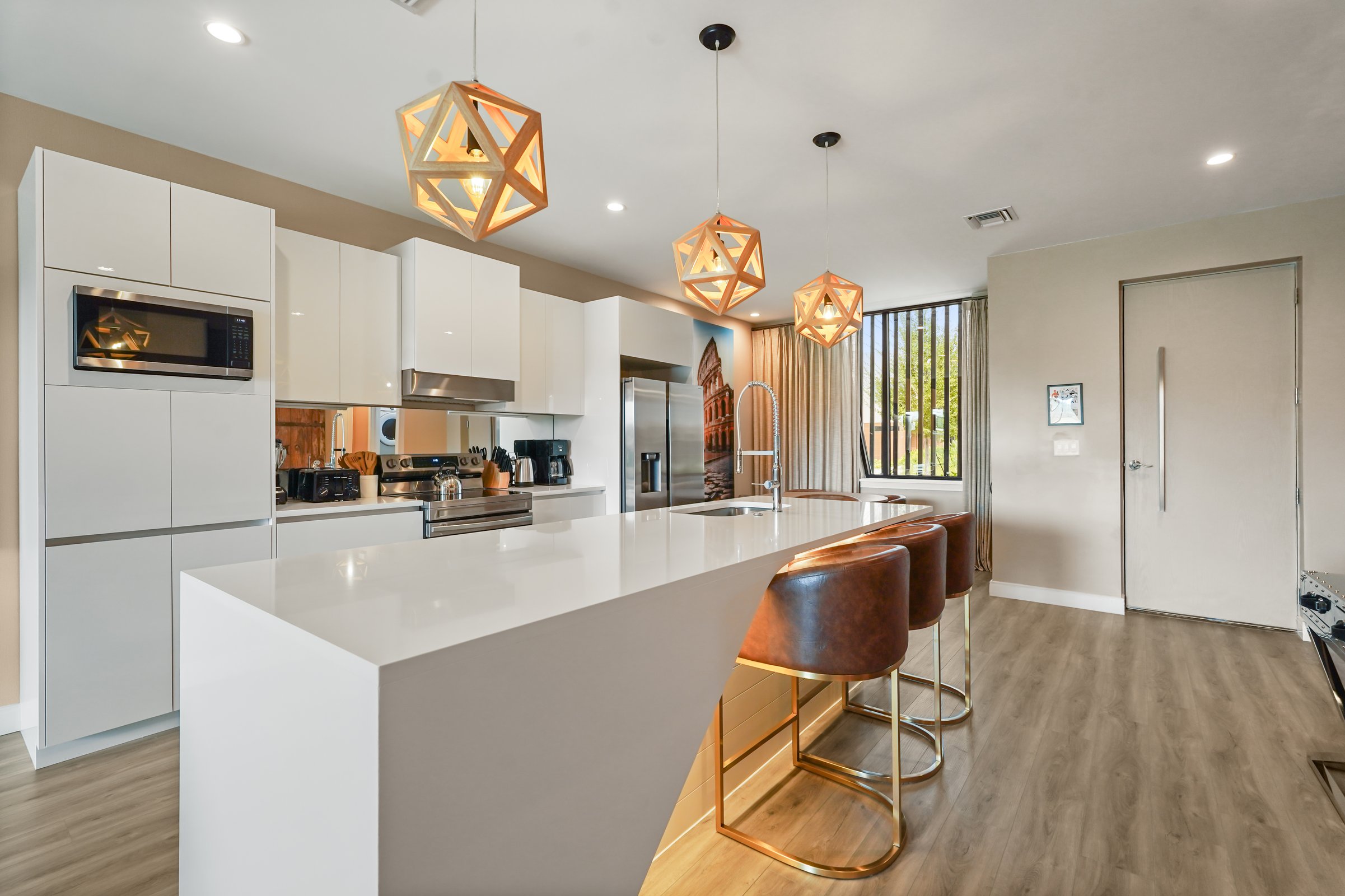 Kitchen — 5534 Positano Way, photo 6 of 37