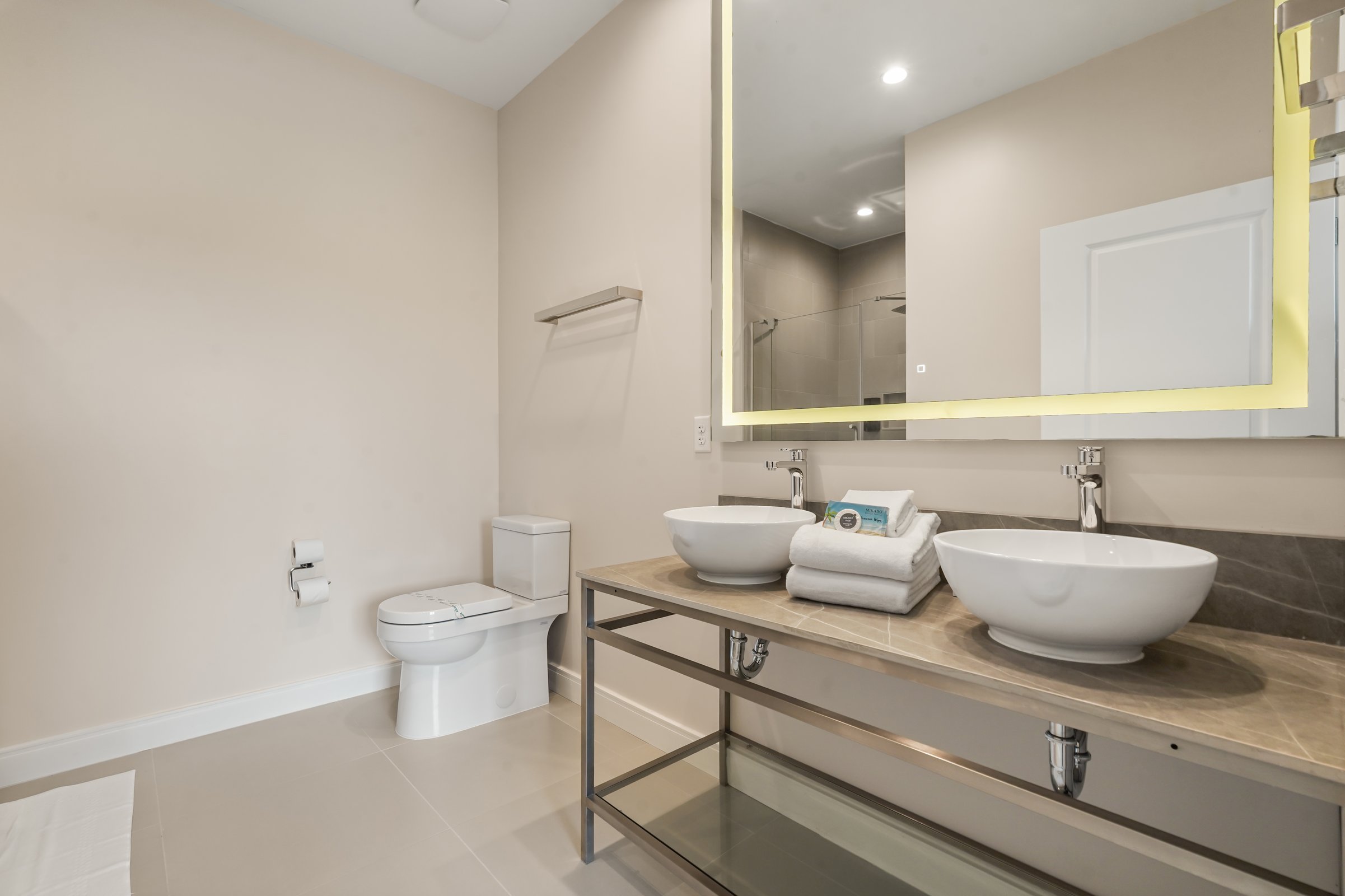 Bathroom — 5534 Positano Way, photo 26 of 37