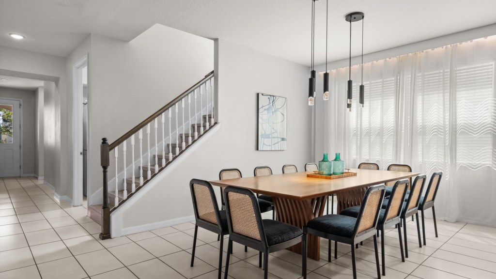Formal Dining