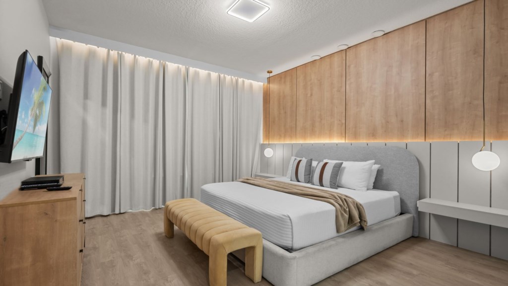 King bedroom 1st floor