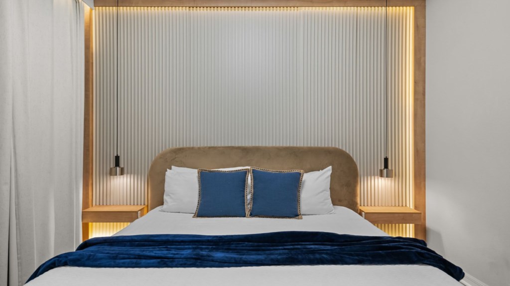 King bedroom w/ TV