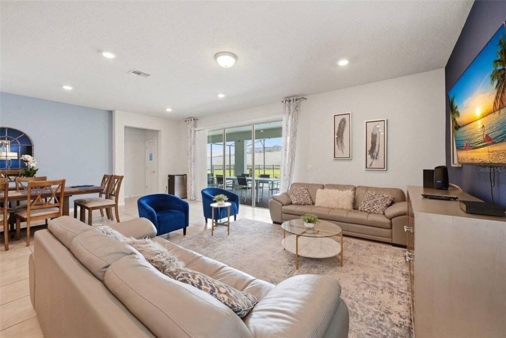 2290 Lelani Circle, 8-bedroom vacation home at Windsor Island Resort in Davenport, FL — photo 14 of 63