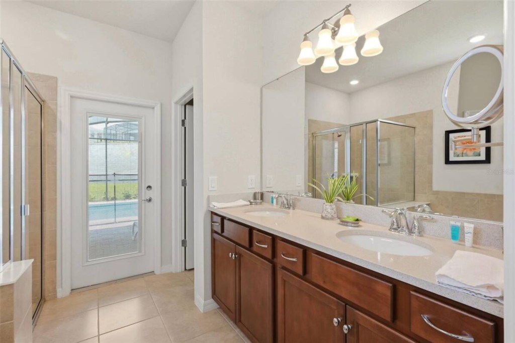 2290 Lelani Circle, 8-bedroom vacation home at Windsor Island Resort in Davenport, FL — photo 53 of 63