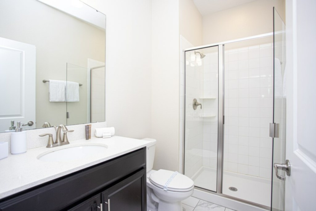 Bathroom — 4844 Romeo Circle, photo 32 of 41
