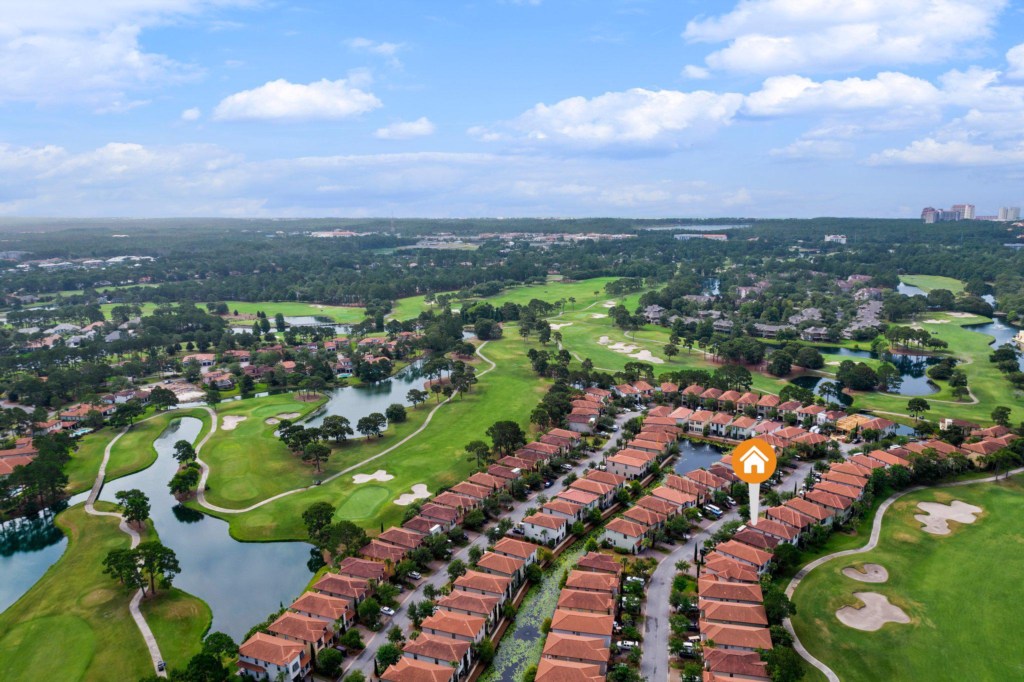 Villa Verde sits on the greens of SanDestin