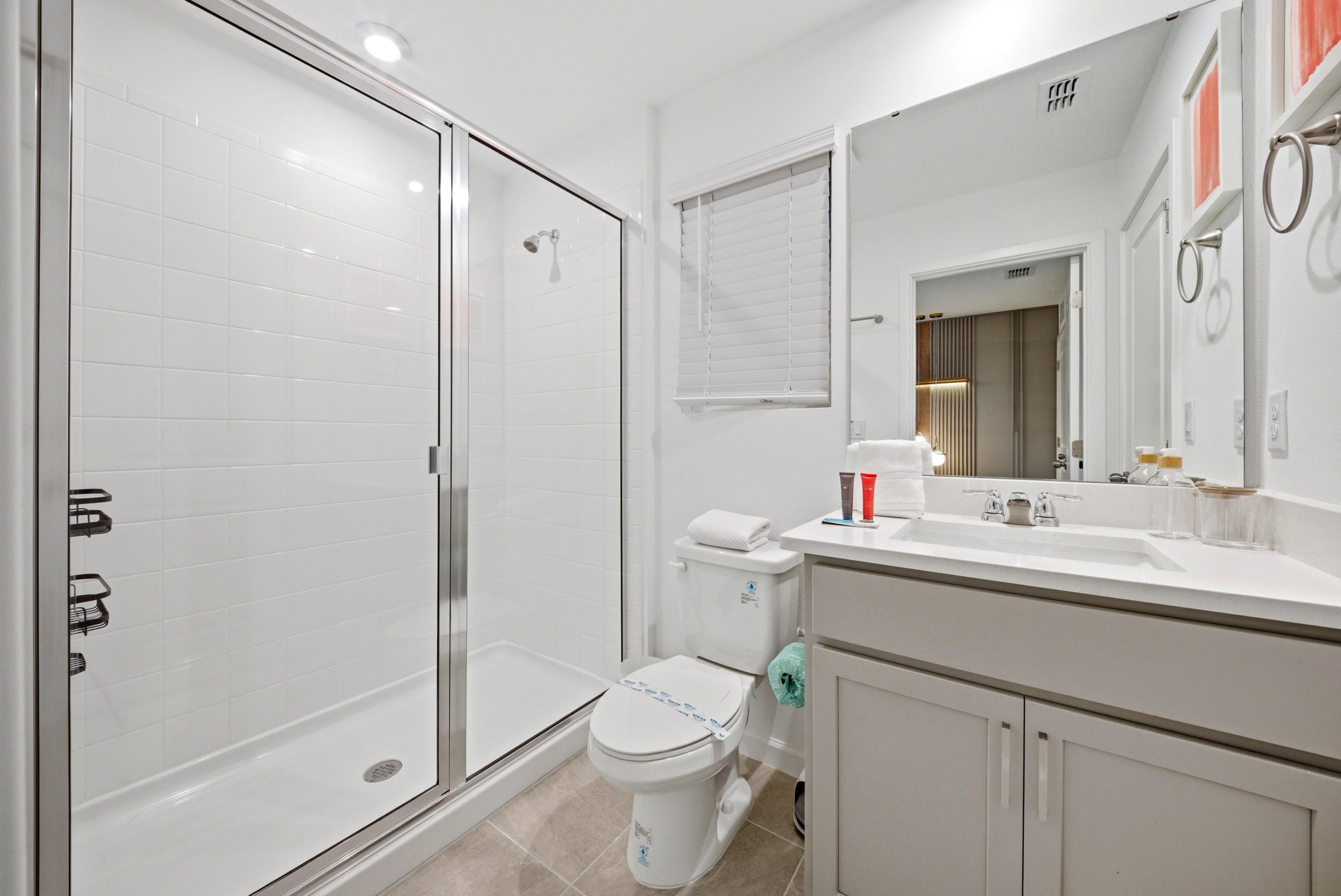 Bathroom — 2320 Distant Sun Trail, photo 73 of 115
