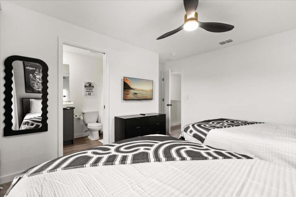 8752 Good Vibes Place, 3-bedroom vacation townhouse at The Hub at Westside Reserve in Kissimmee, FL — photo 16 of 38