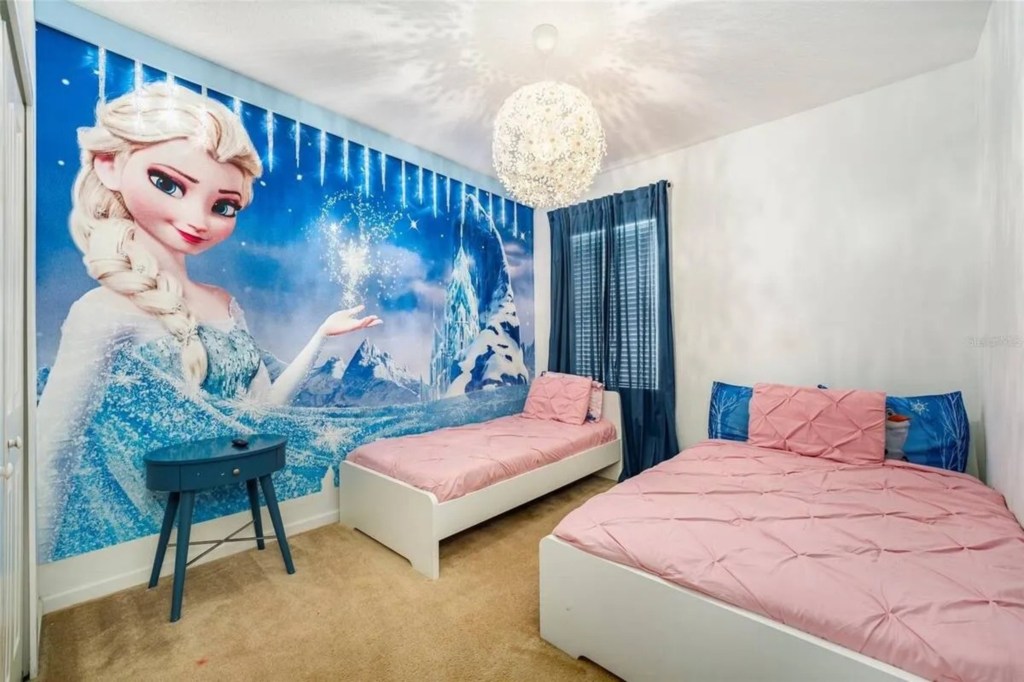 Frozen - themed bedroom — 2613 Calistoga Avenue, photo 17 of 28