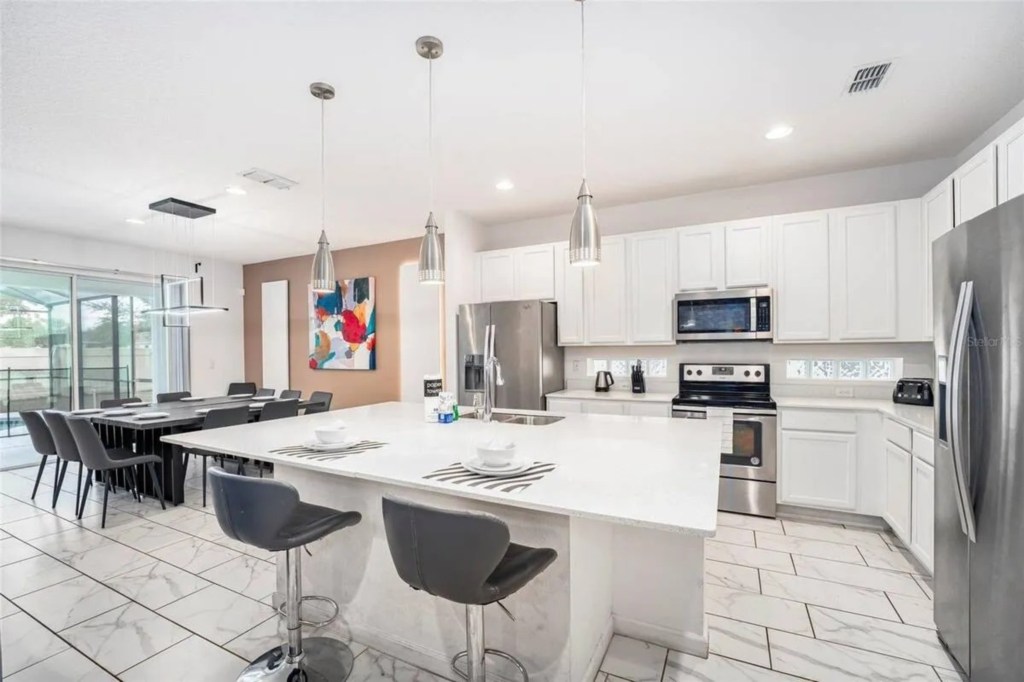 Kitchen — 2613 Calistoga Avenue, photo 7 of 28