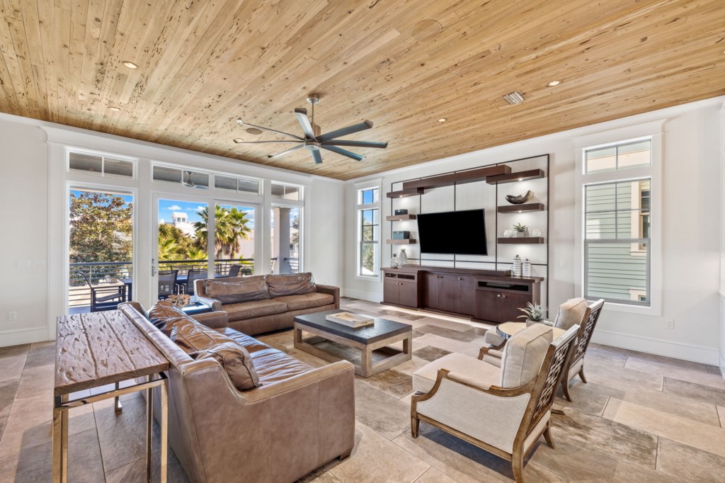 Living Area On 2nd Floor