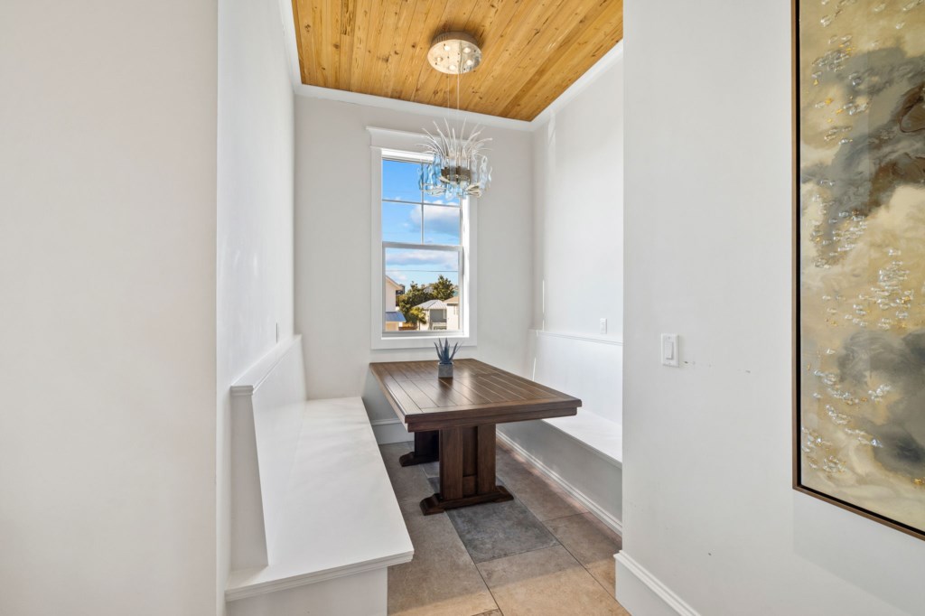 Dining Nook On 2nd Floor