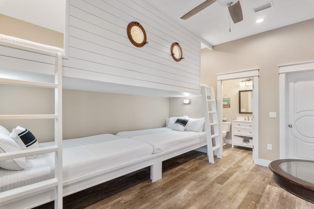 Bunk Room with Queen Beds on 3rd floor